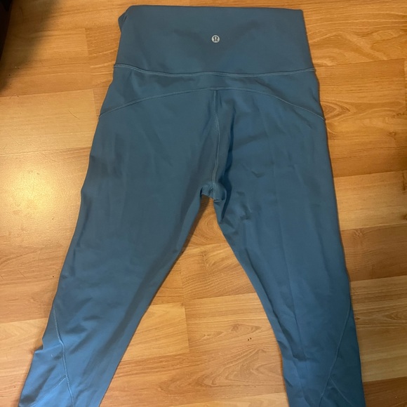 Lulu lemon yoga pants - Picture 2 of 7